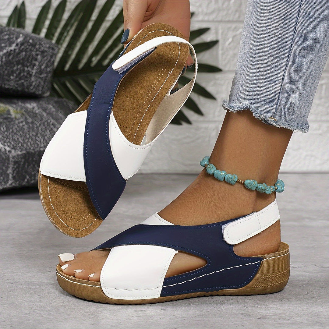 Adjustable women's sandals offering superior arch support & comfort, perfect for summer.