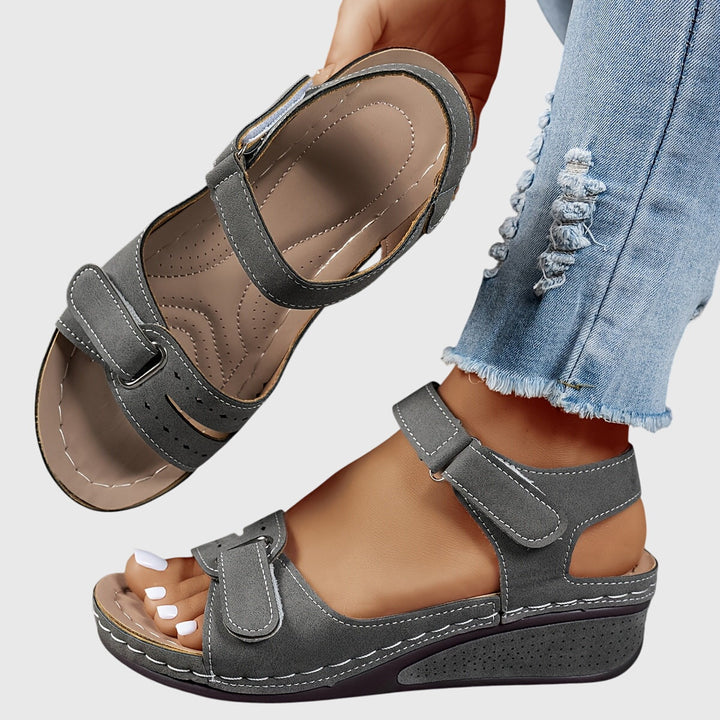 Summer walking sandals for women, with crystal accents, arch support, and a comfortable orthopedic design.
