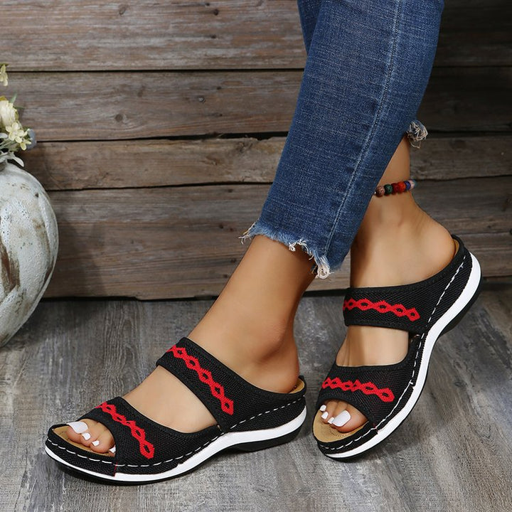 Women's orthopedic sandals with DynamicSupport technology for all-day comfort. Ideal arch support & foot pain relief.