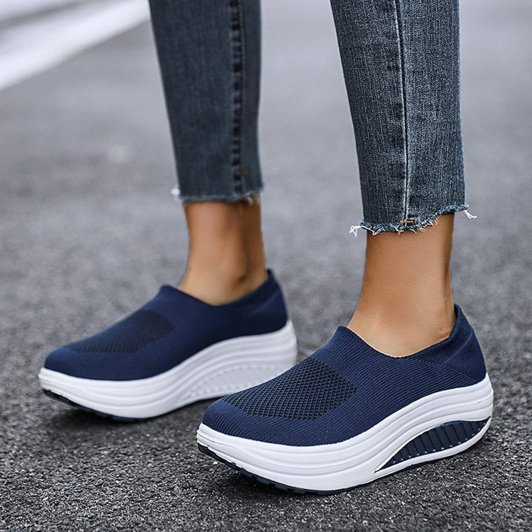 Women's orthopedic casual slides, providing arch support and cushioned comfort for everyday wear.