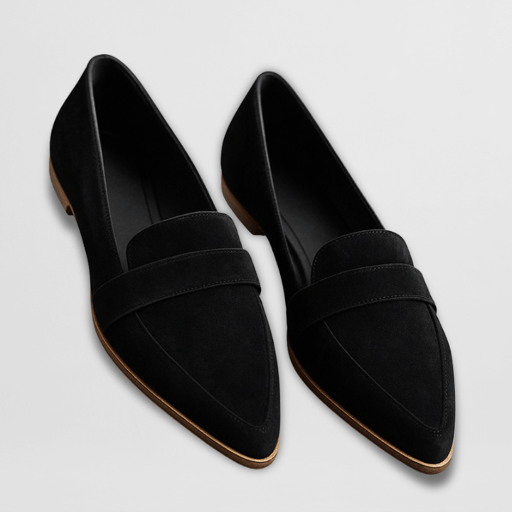 Easy slip-on women's loafers offering orthopedic support & soft all-day comfort for casual everyday fashion.