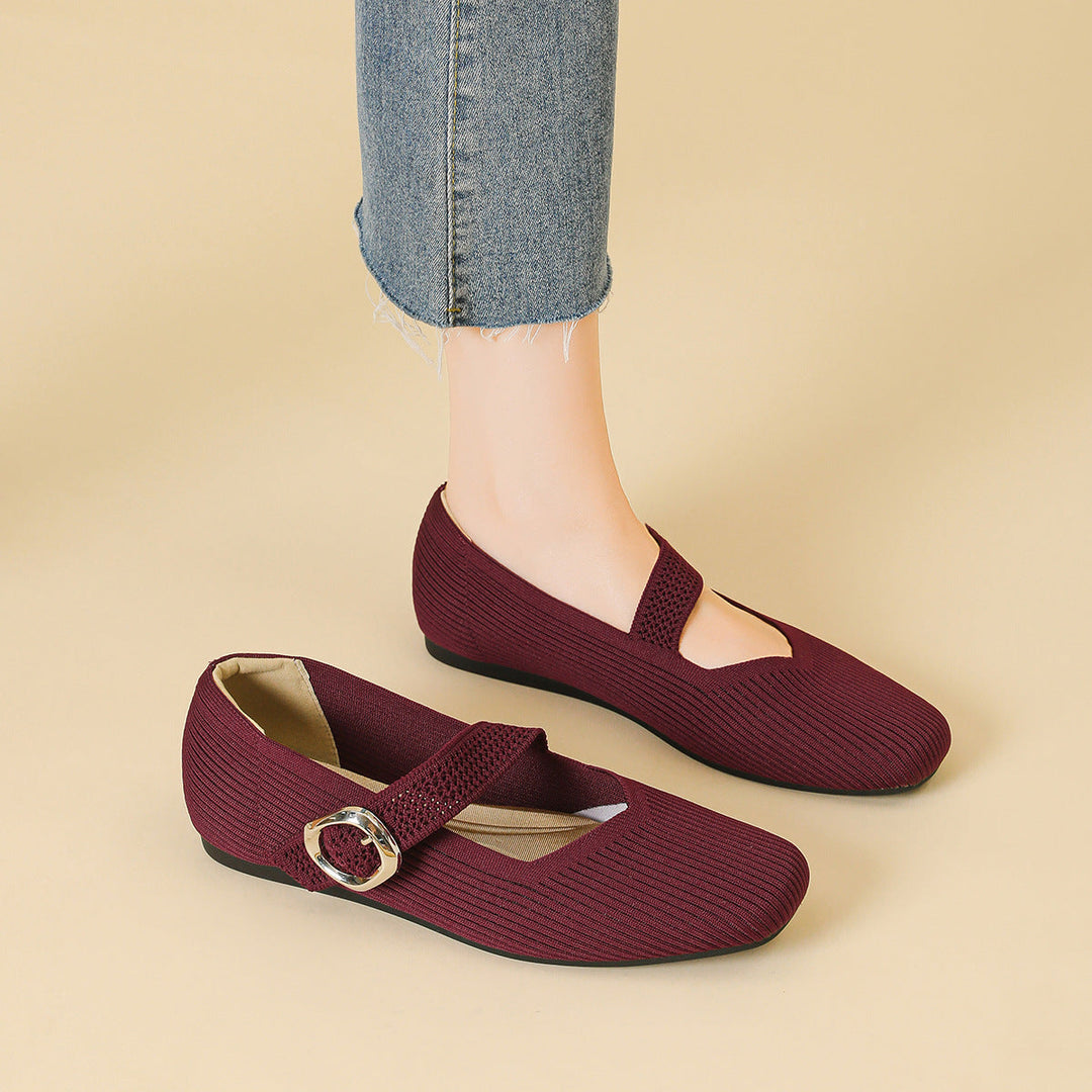 Women's comfortable square toe flats, Mary Jane style, orthopedic and breathable.