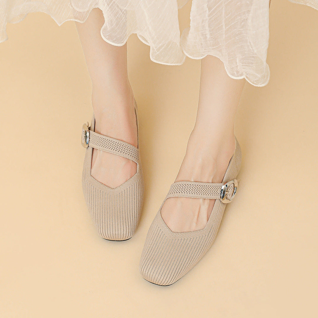 Everyday women's flats: orthopedic square toe Mary Jane design, breathable comfort.