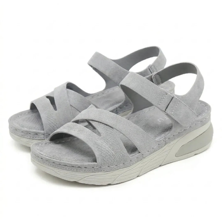 Lightweight women's walking sandals with customizable adjustable straps and foot pain relief.