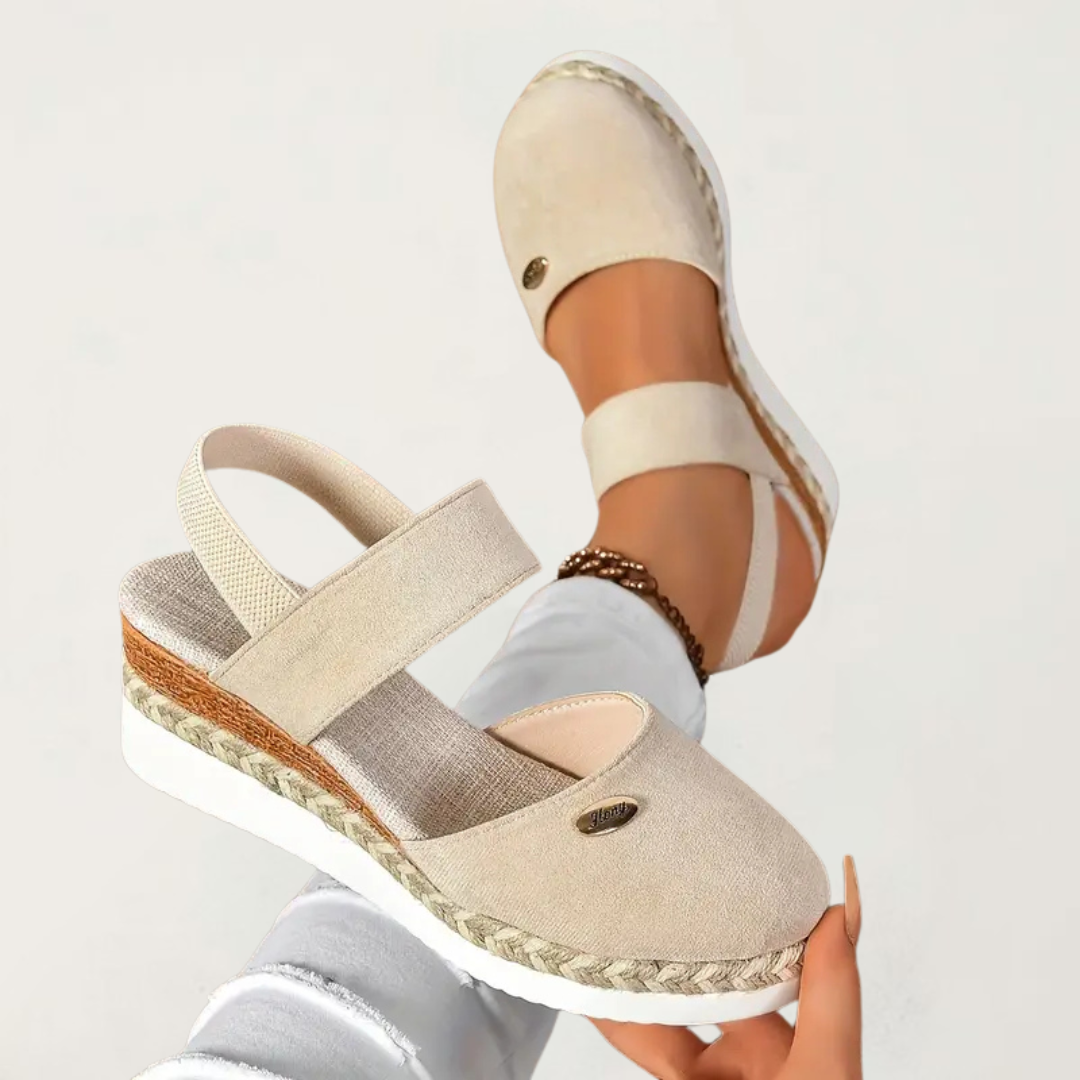 Women's orthopedic walking sandals with cushioned support & arch support.