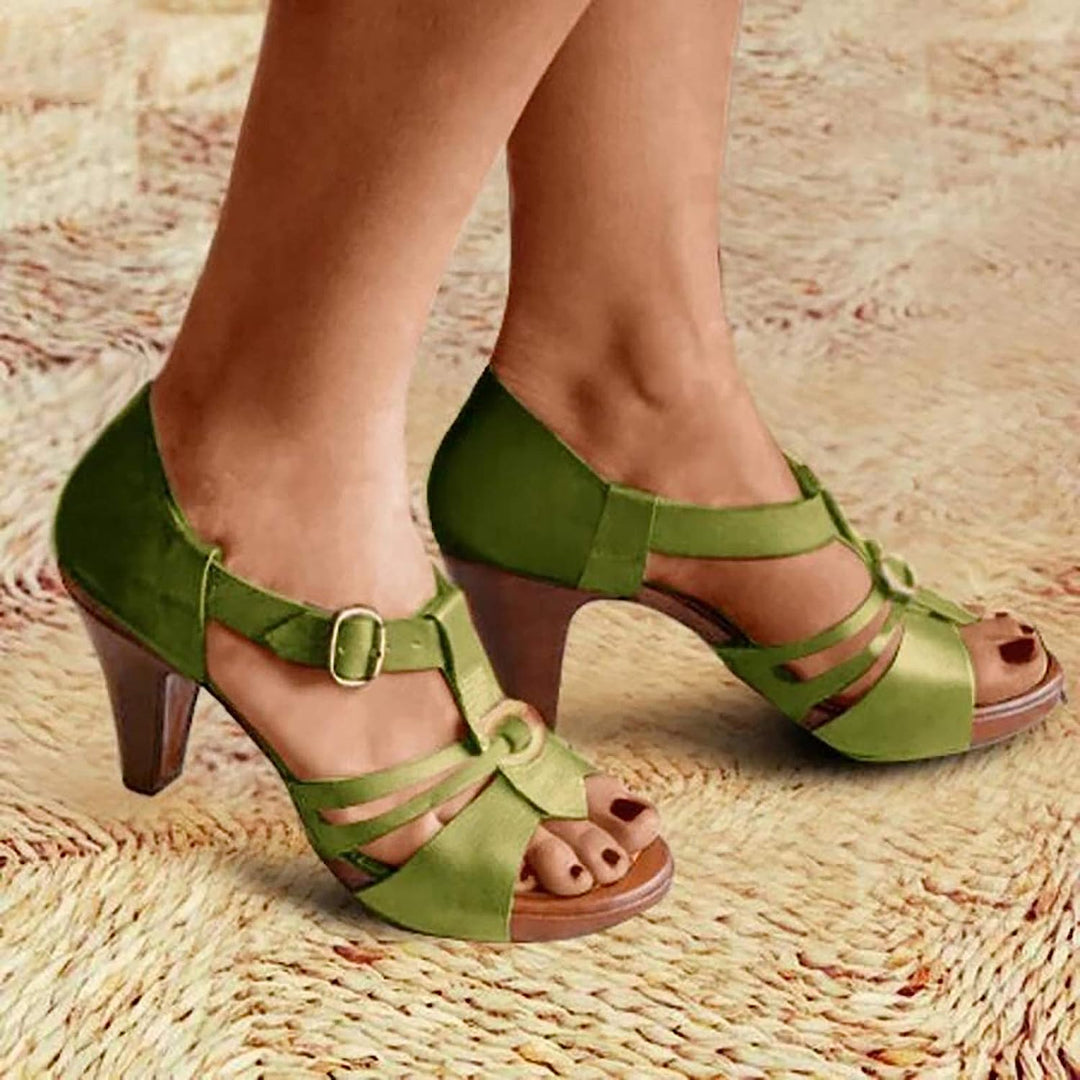 Perfect summer footwear: women's orthopedic wedge sandals, stylish & arch-supporting.