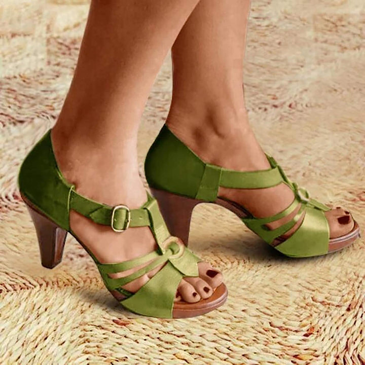 Perfect summer footwear: women's orthopedic wedge sandals, stylish & arch-supporting.