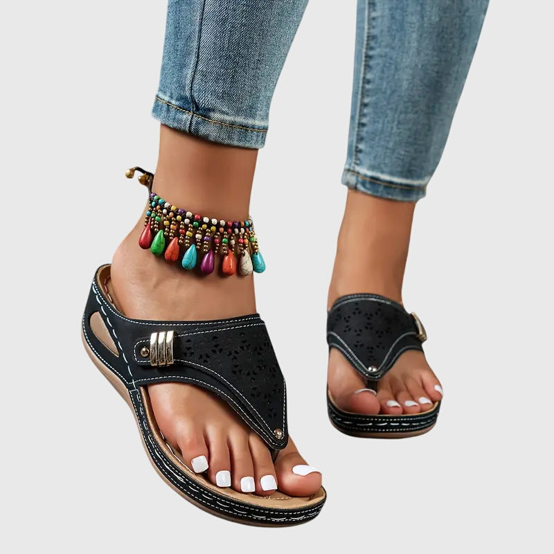 Women's wedge sole sandals, orthopedic design, excellent arch support, ideal for summer comfort.