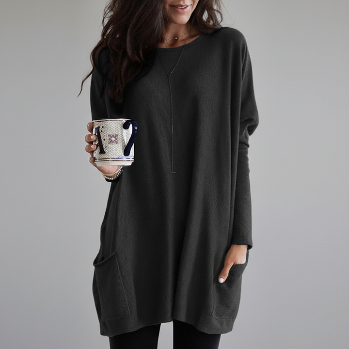 Beige oversized pullover for women, ideal for casual wear and cozy fall fashion. Perfect for winter wear.