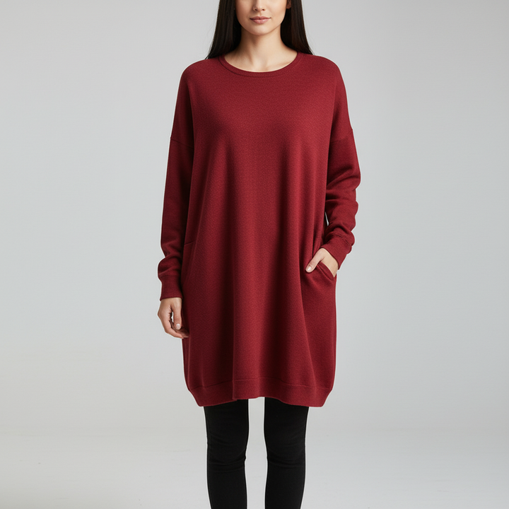 Stylish women's oversized sweater with a loose fit, perfect for layering during colder seasons.