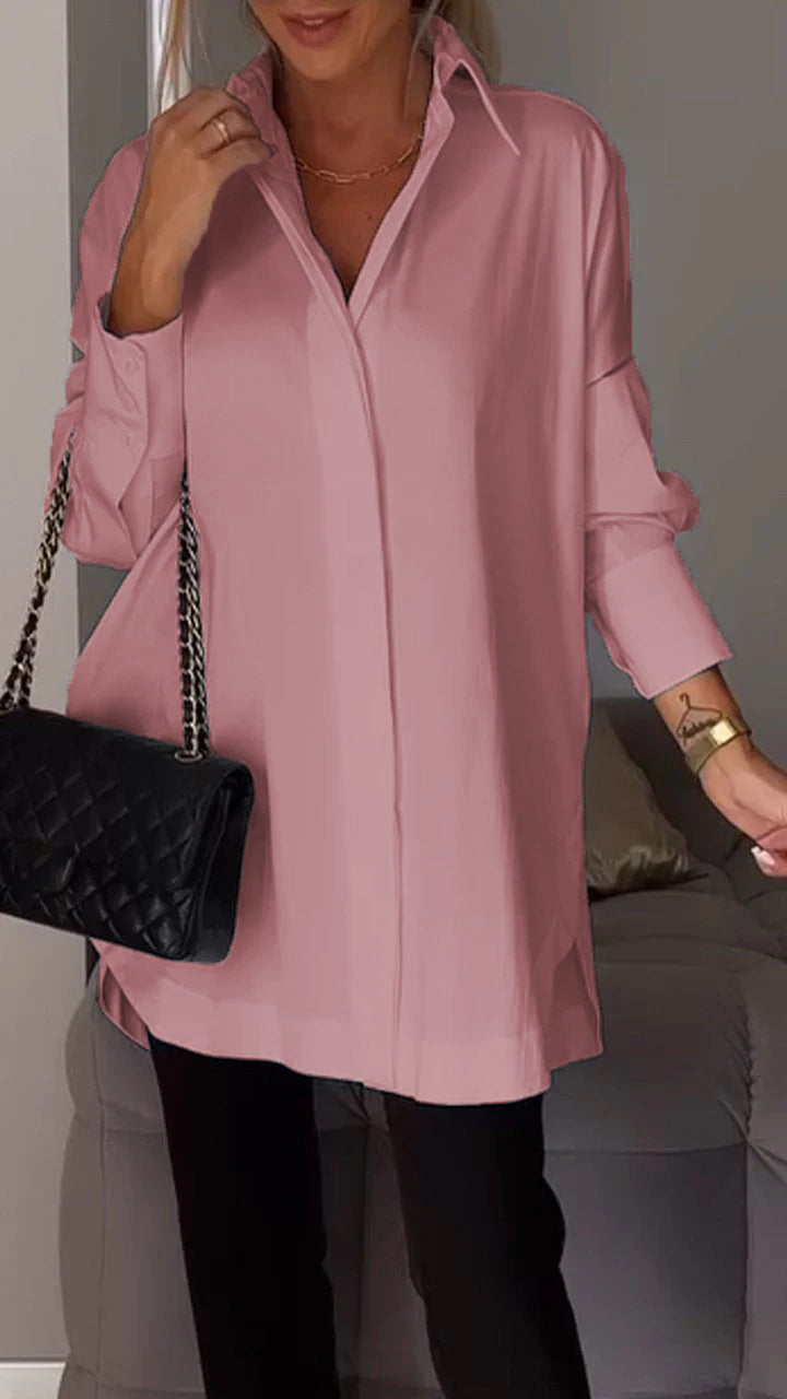 Versatile long sleeve oversized women's blouse, featuring an elegant collar, ideal for any occasion.
