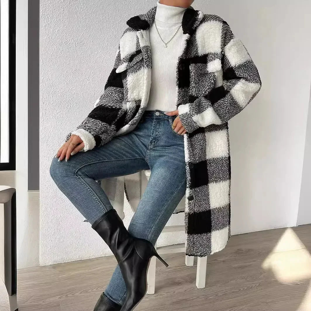 Stylish women's oversized plaid shacket, a casual jacket for autumn layering & comfort.