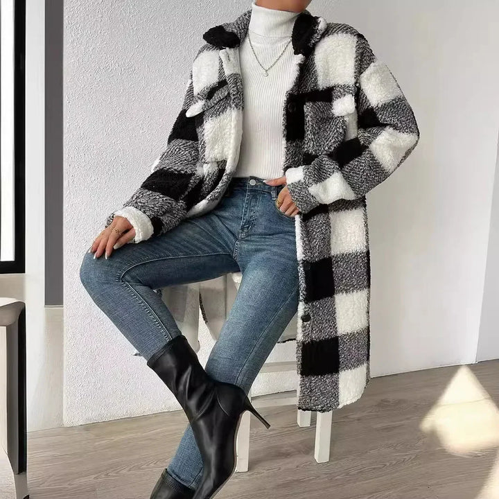 Stylish women's oversized plaid shacket, a casual jacket for autumn layering & comfort.