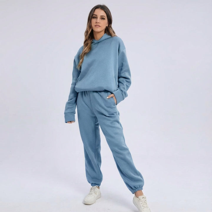 Women's black oversized tracksuit top, part of a comfy two-piece loungewear set