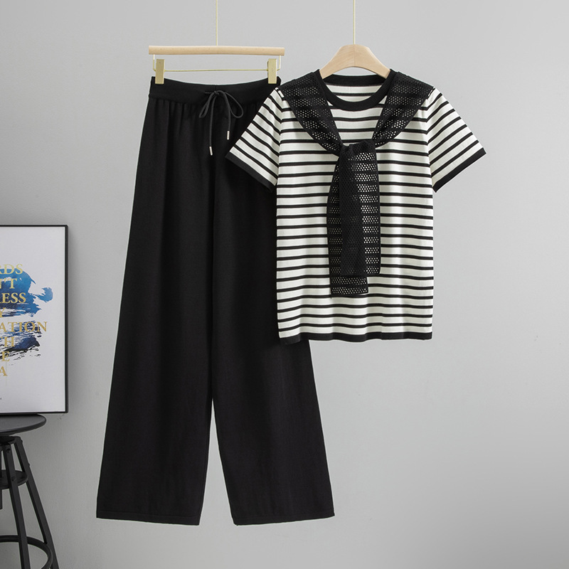 Women's casual chic striped cotton blend lounge set. Comfortable two-piece everyday wear with a Parisian flair.