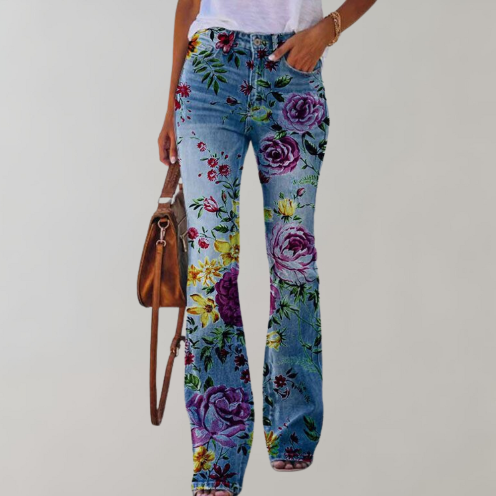 Stylish women's pink high-waist flared jeans, featuring a contemporary cut and elegant button details. Modern fashion.