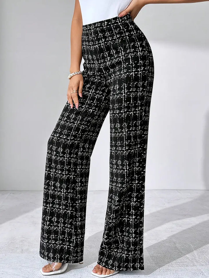 Comfortable women's high-waisted plaid flare pants, knit stretch fabric.