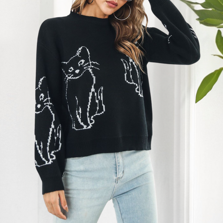 Comfortable women's cat print pullover sweater, a cozy long sleeve top for everyday casual style.