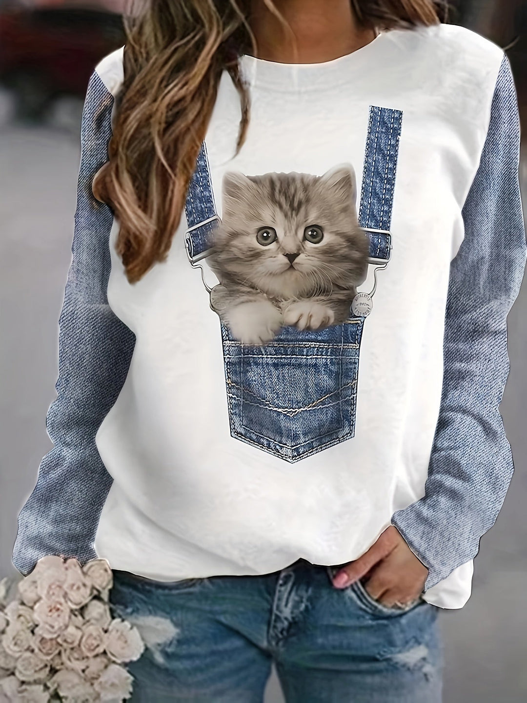 Women's playful cat print color block t-shirt, a comfy casual top for spring & autumn everyday wear.