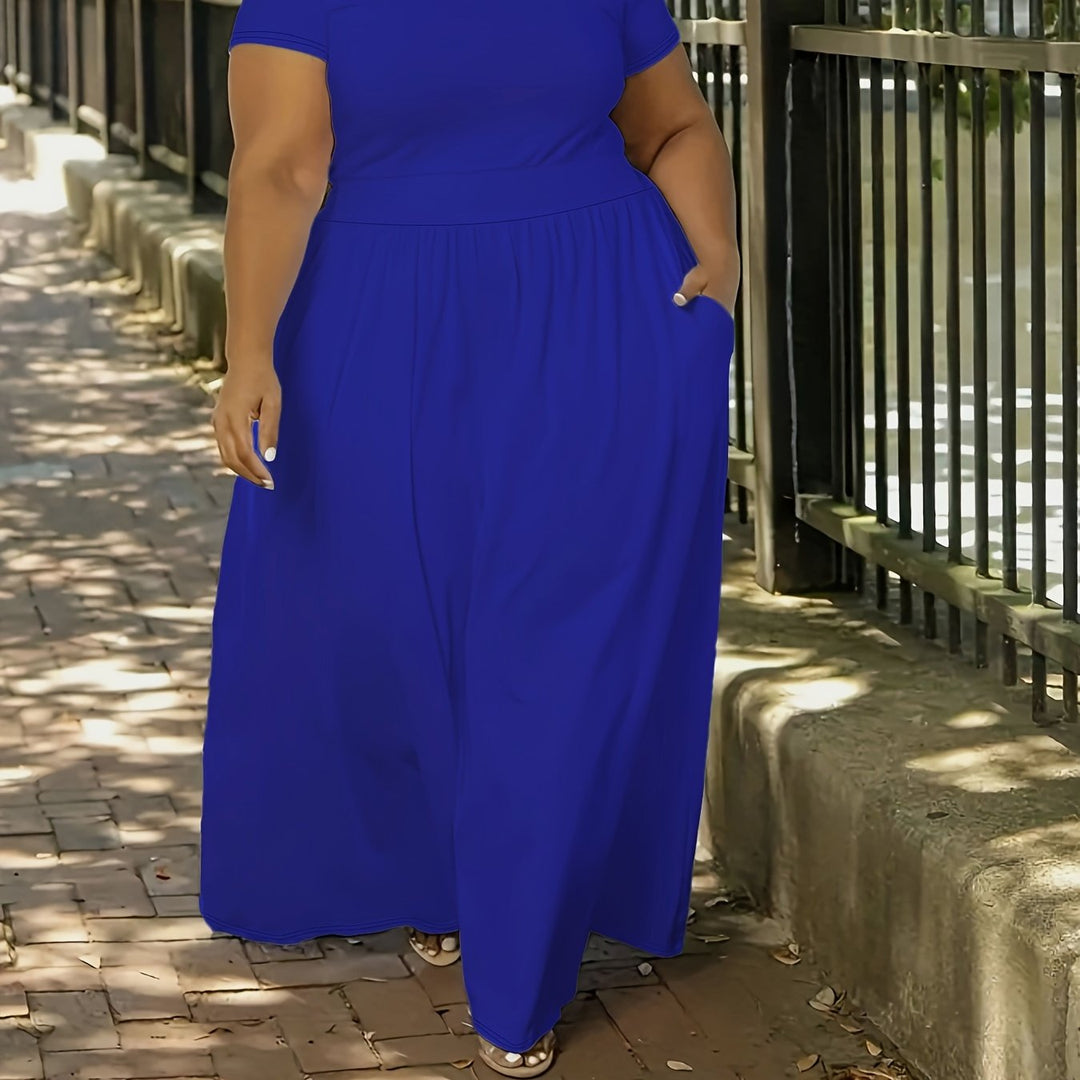 Flowy plus size short sleeve maxi dress for women. Comfortable elegance, a summer wardrobe staple.