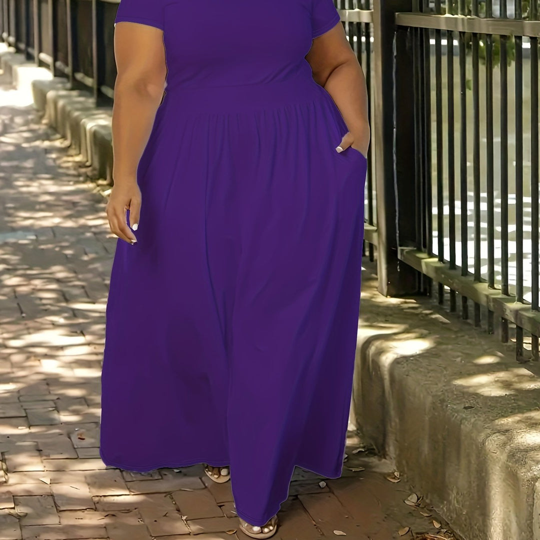 Comfortable plus size short sleeve flowy maxi dress for women, great for casual summer elegance.