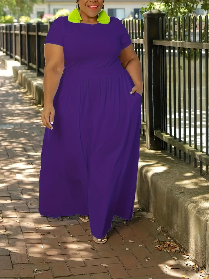 Casual women's plus size short sleeve flowy maxi dress. Relaxed fit, perfect for summer comfort.