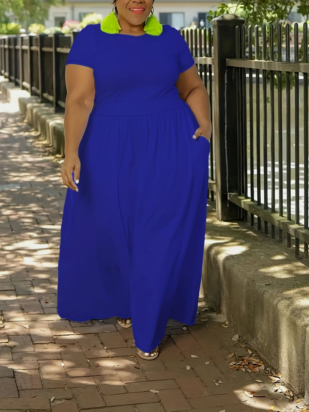 Plus size women's short sleeve flowy maxi dress, a comfortable and elegant option for summer.