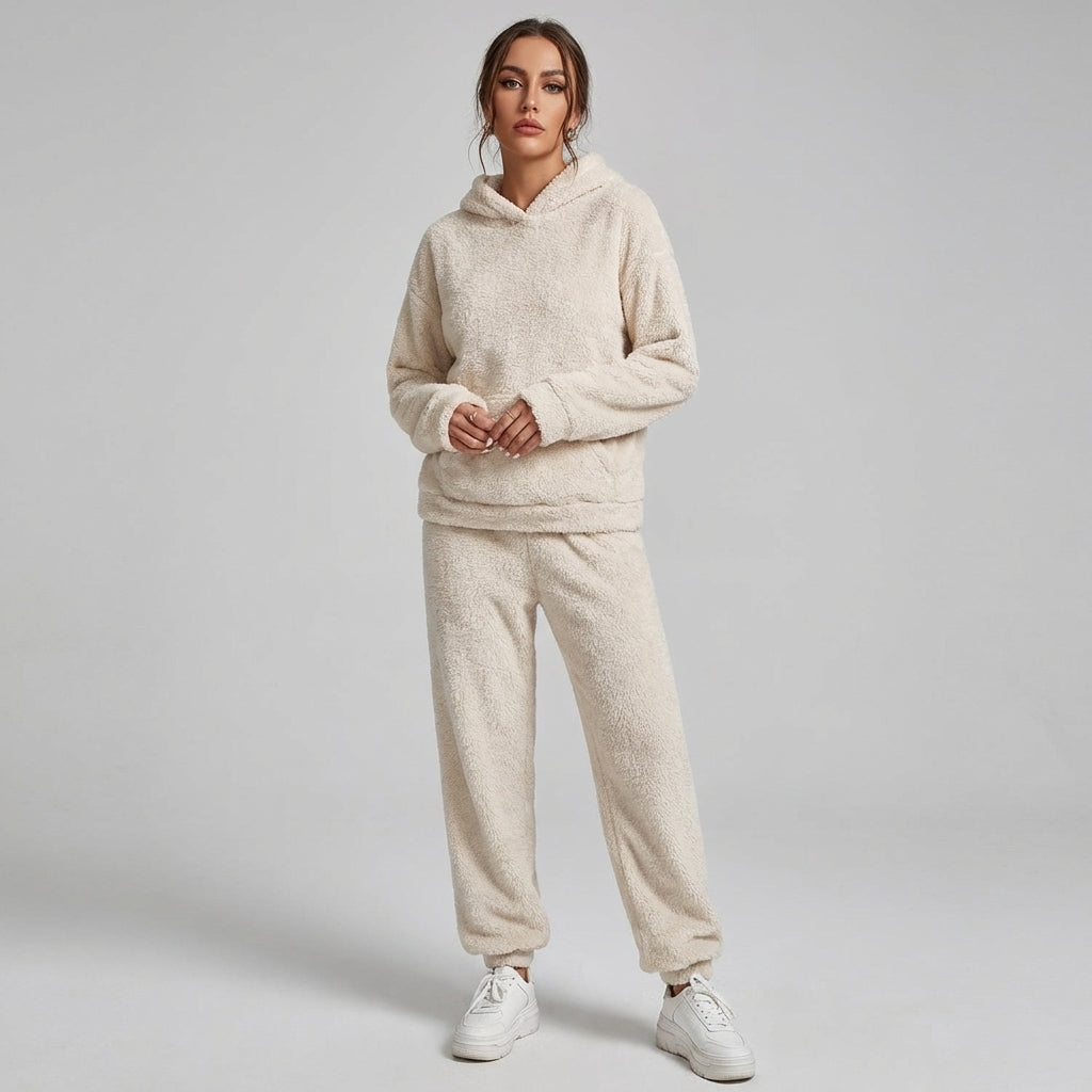 Women's plush comfort loungewear set, a cozy two-piece outfit for ultimate relaxation at home.