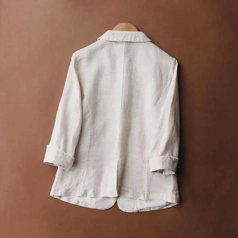 Effortless chic women's relaxed fit blazer, a comfortable & stylish casual jacket for versatile everyday elegance.