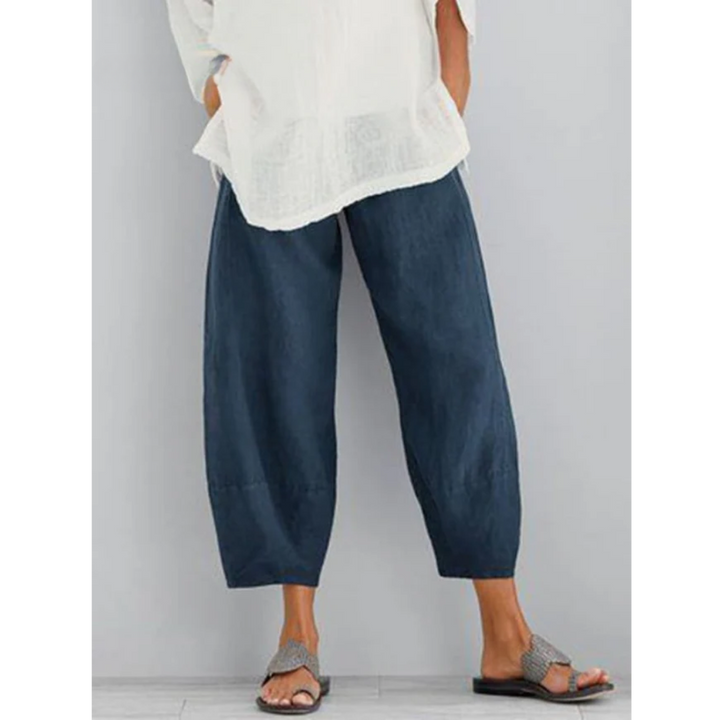 Women's relaxed fit linen leisure pants, designed for everyday comfort and versatile casual wear.