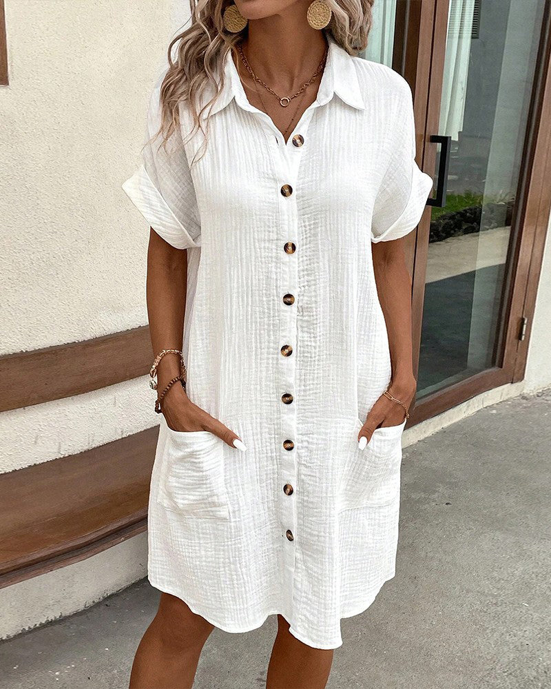 Women's relaxed fit summer dress, perfect for casual elegance & warm weather comfort. Flowy & versatile.
