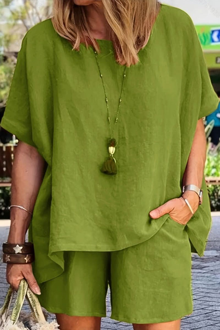 Casual women's summer matching set. Relaxed fit co-ord with shorts & top, perfect for leisure and comfort.