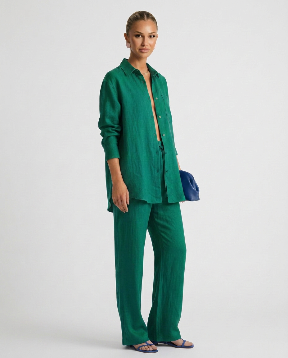 Close-up of fabric on women's comfortable two-piece lounge set, perfect for summer.