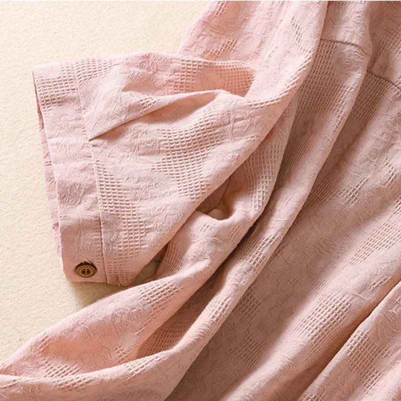 Versatile women's relaxed hooded blouse, perfect casual top for effortless spring and summer style.