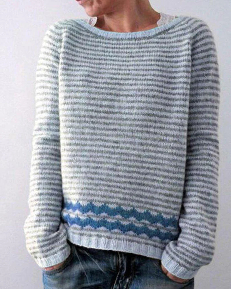 Women's long-sleeve retro Celeste sweater. Comfortable knitwear, a timeless & cozy choice for autumn fashion.