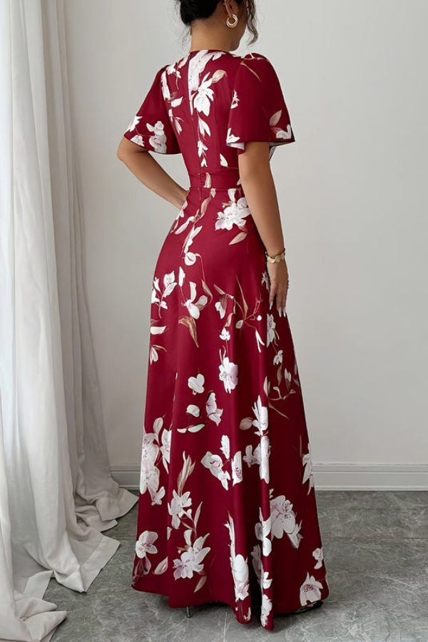 Retro style women's floral midi dress, pleated design, ideal for spring & vacation.
