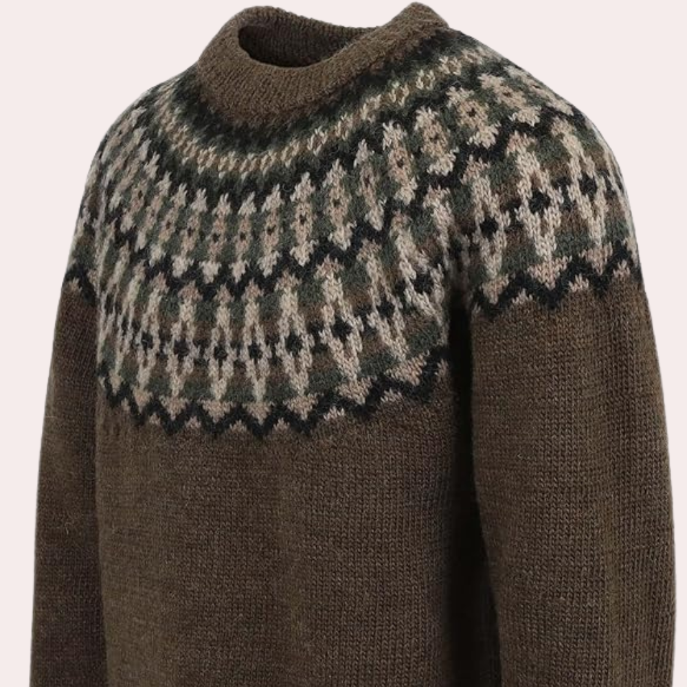 Versatile women's retro knit sweater with colorful stripes, a cozy long-sleeve jumper for daily wear.