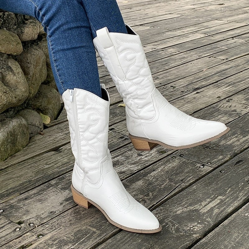 Women's trendy retro Western cowboy boots, ideal for festivals or everyday chic style.