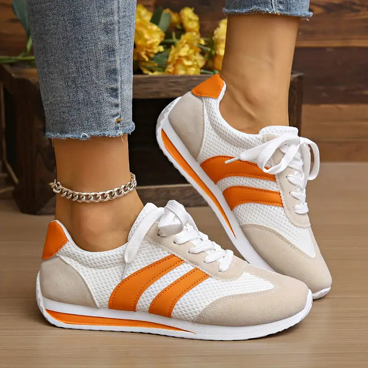 Fashionable women's Zippa retro sneakers, essential for a chic street style outfit & comfort.