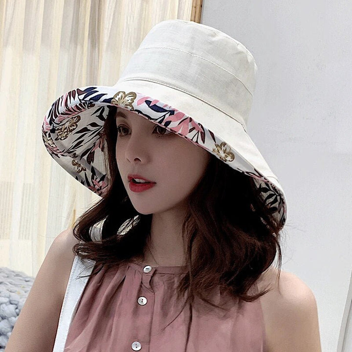 Women's sun protection hat, wide brim and reversible, great for outdoor activities