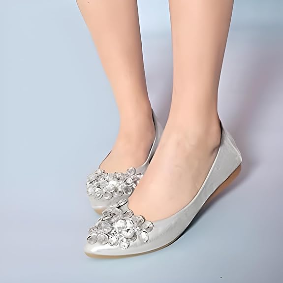Foldable ballet flats with sparkling rhinestone embellishments for women's evening wear