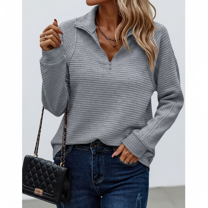 Casual long-sleeve ribbed sweater for women, comfortable winter wear and layering