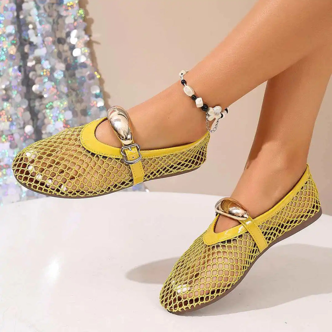Stylish women's Rosavelle mesh flats, slip-on design for everyday elegance and comfort.