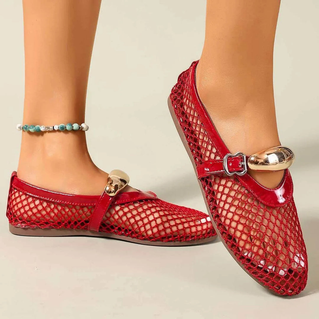 Women's lightweight mesh flats, perfect for comfortable spring fashion and casual wear.