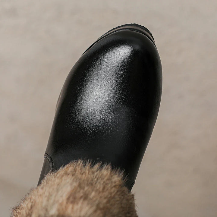 White Savanna heel boots, women's cozy winter ankle boots. Stylish and warm footwear for cold weather.
