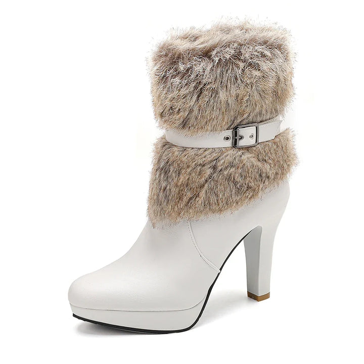 Women's Savanna heel boots, fashion-forward ankle boots. Stylish, versatile, and comfortable for fall & winter.