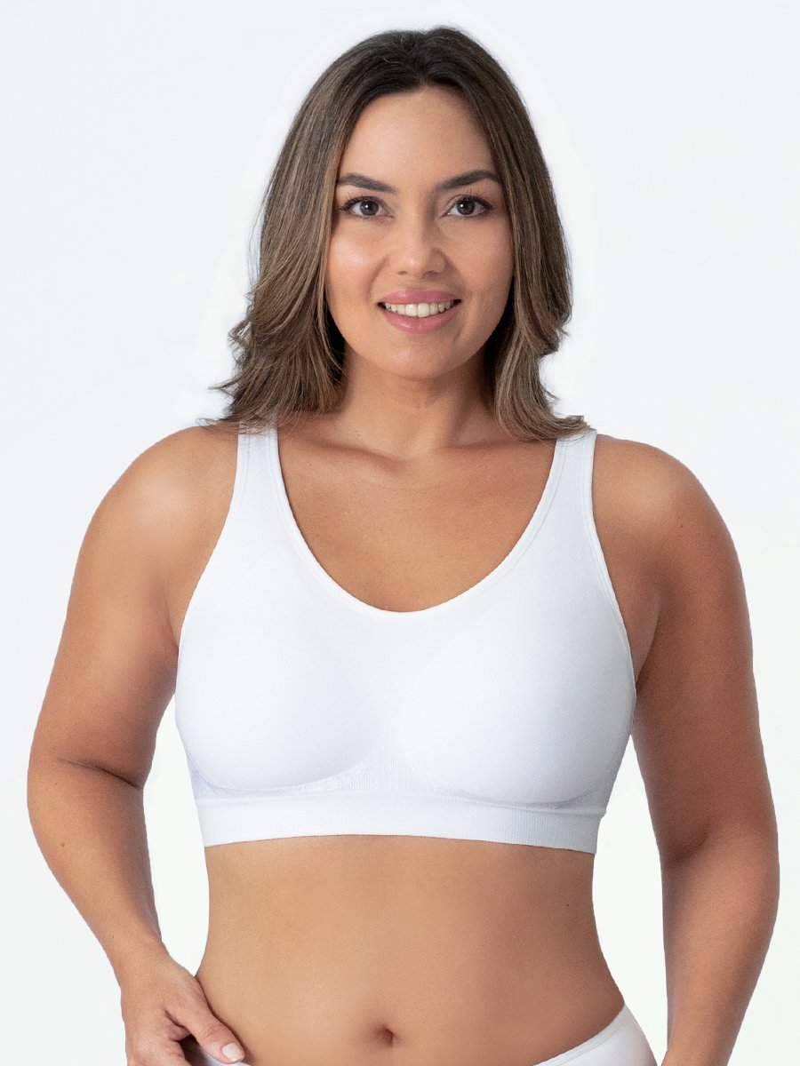 Women's athletic seamless yoga bra provides wire-free comfort & gentle shapewear support for active women.