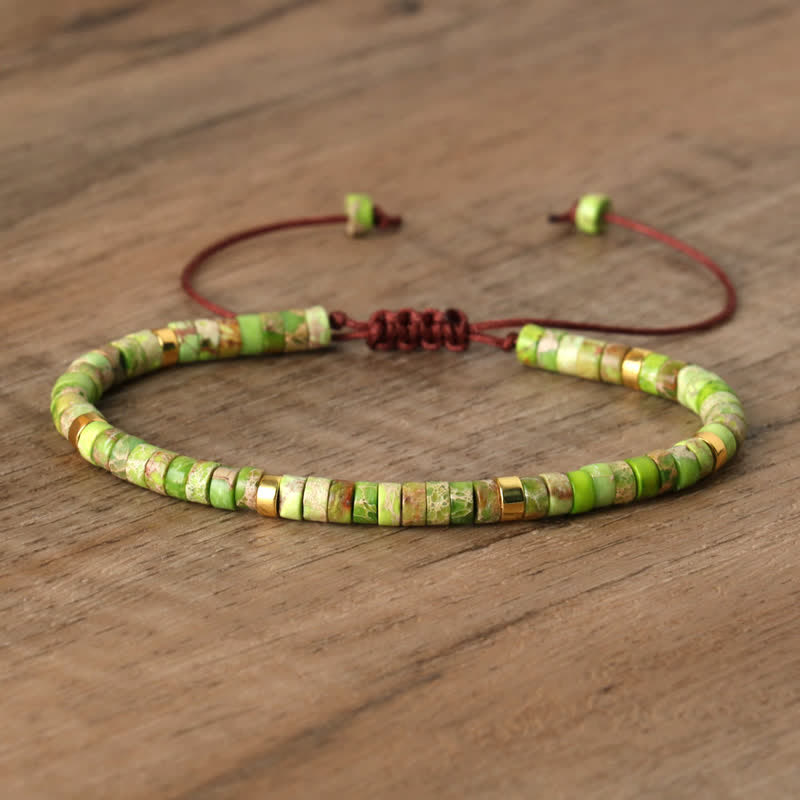 Adjustable Seraphina women's bracelet, braided with natural stone rollers. For comfort.