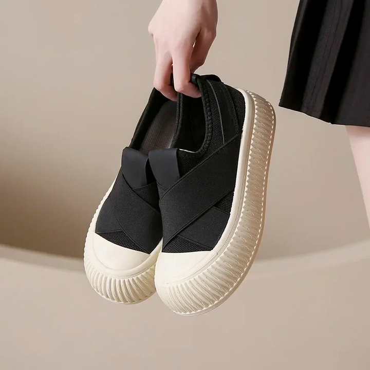 Modern Seraphine women's platform sneakers, easy slip-on design, ideal for casual fashion.