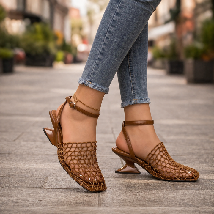 Women's Serelva Meshform sculpted heels with pointed toe and modern design.